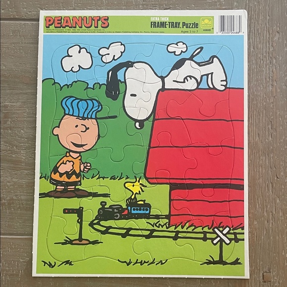 Peanuts Other - Peanuts Golden 4688B ExtraThick Frame Tray Puzzle - Vintage